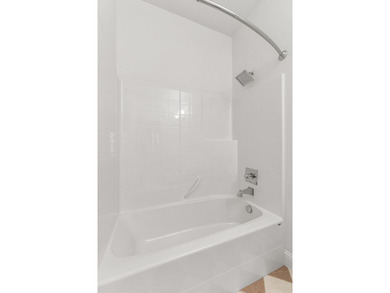 Large, single-level, pond-front home full of natural lighting on Meadowcreek Golf Resort in Idaho - for sale on GolfHomes.com, golf home, golf lot