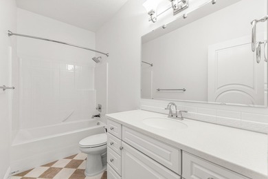 Large, single-level, pond-front home full of natural lighting on Meadowcreek Golf Resort in Idaho - for sale on GolfHomes.com, golf home, golf lot