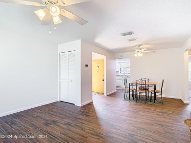 GOLFERS DELIGHT in the heart of Melbourne. The 19th Hole Condo on Mallards Landing Golf Course in Florida - for sale on GolfHomes.com, golf home, golf lot