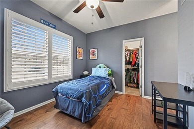 Located in the desirable Rollins Landing neighborhood, this home on Paradise Pointe Golf Complex in Missouri - for sale on GolfHomes.com, golf home, golf lot