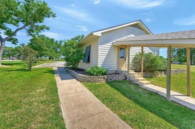 Unique lakefront home with nice updates, two bedrooms and  2 on Lake Kiowa Golf Course in Texas - for sale on GolfHomes.com, golf home, golf lot