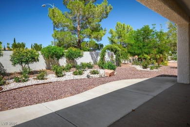 Beautiful 3 bed, 2 bath Matara model in Sun City Summerlin the on Highland Falls Golf Club in Nevada - for sale on GolfHomes.com, golf home, golf lot