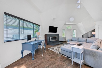 Unique lakefront home with nice updates, two bedrooms and  2 on Lake Kiowa Golf Course in Texas - for sale on GolfHomes.com, golf home, golf lot