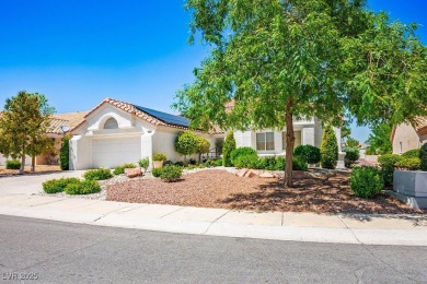 Beautiful 3 bed, 2 bath Matara model in Sun City Summerlin the on Highland Falls Golf Club in Nevada - for sale on GolfHomes.com, golf home, golf lot