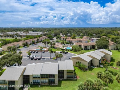 GOLFERS DELIGHT in the heart of Melbourne. The 19th Hole Condo on Mallards Landing Golf Course in Florida - for sale on GolfHomes.com, golf home, golf lot