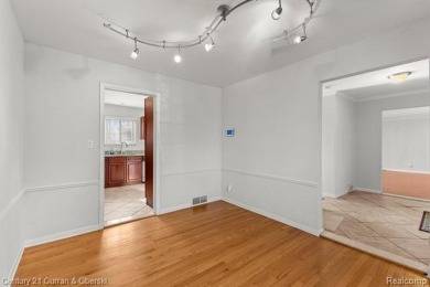 **WOW**2100+ SQ FT ABSOLUTELY BEAUTIFUL 4 BEDROOM, 2 AND A HALF on Lochmoor Club in Michigan - for sale on GolfHomes.com, golf home, golf lot