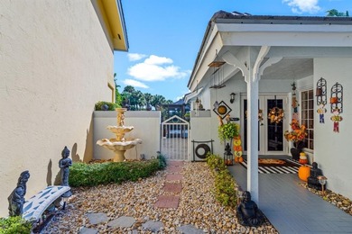 ONE STORY! LAKE AND GOLF VIEWS PLUS AN OVERSIZED LOT!! WOW--one on Jim McLean Signature Course in Florida - for sale on GolfHomes.com, golf home, golf lot