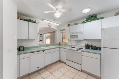 Motivated Sellers!  This beautifully maintained 2-bedroom on The Links of Spruce Creek in Florida - for sale on GolfHomes.com, golf home, golf lot