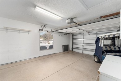 Motivated Sellers!  This beautifully maintained 2-bedroom on The Links of Spruce Creek in Florida - for sale on GolfHomes.com, golf home, golf lot