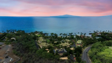 Beautiful Makena condo perfectly situated in the Na Hale o on Wailea Golf Club in Hawaii - for sale on GolfHomes.com, golf home, golf lot