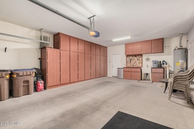Immaculate single-level home with a bright, open floor plan on The Golf Club At Johnson Ranch in Arizona - for sale on GolfHomes.com, golf home, golf lot
