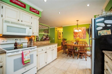 Adorable and cozy meets easy access. This quiet street is just a on Bella Vista Country Club - Kingswood in Arkansas - for sale on GolfHomes.com, golf home, golf lot