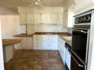 Spacious double-wide manufactured home in the highly sought on Portola Country Club in California - for sale on GolfHomes.com, golf home, golf lot