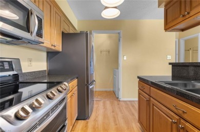 Welcome to this beautiful townhouse in sought-after Las Gaviotas on Chesapeake Golf Club in Virginia - for sale on GolfHomes.com, golf home, golf lot