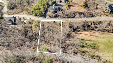 Fox Lair Crossings is a sought-after subdivision within the Town on Reems Creek Golf Club in North Carolina - for sale on GolfHomes.com, golf home, golf lot