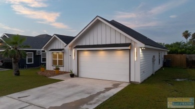 Stunning 4BR/3BA, 1,986 sq ft (per appraiser) home in the gated on South Padre Island Golf Club in Texas - for sale on GolfHomes.com, golf home, golf lot