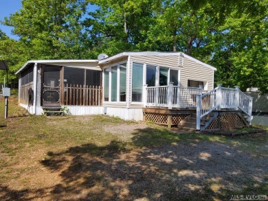 Quaint one bedroom cottage with one full bathroom. Perfect for on River Ridge Golf Club in Virginia - for sale on GolfHomes.com, golf home, golf lot