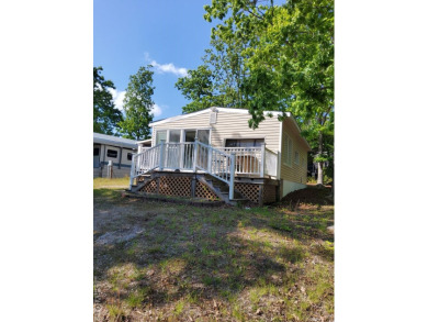 Quaint one bedroom cottage with one full bathroom. Perfect for on River Ridge Golf Club in Virginia - for sale on GolfHomes.com, golf home, golf lot