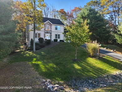 WELCOME TO 104 WOLF HOLLOW RD, A GOLF LOVERS DREAM!! Situated on Split Rock Resort and Country Club in Pennsylvania - for sale on GolfHomes.com, golf home, golf lot