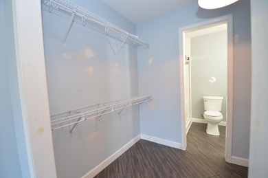 Investor Special or Perfect Starter Home Near the Golf Course! on Bright Leaf Golf Course in Kentucky - for sale on GolfHomes.com, golf home, golf lot