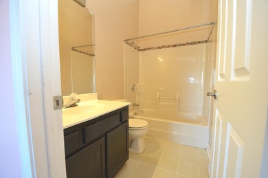 Investor Special or Perfect Starter Home Near the Golf Course! on Bright Leaf Golf Course in Kentucky - for sale on GolfHomes.com, golf home, golf lot