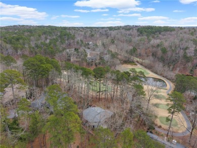 Welcome to 419 Long Reach Drive, a unique, treehouse-style home on Keowee Key Golf and Country Club in South Carolina - for sale on GolfHomes.com, golf home, golf lot