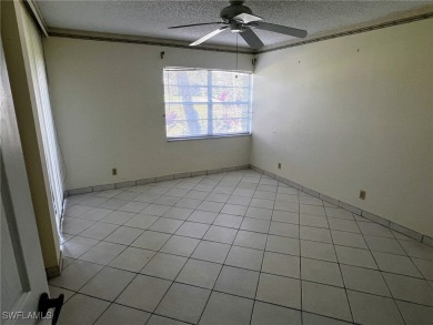 **This is a steal!! Updated unit in the highly sought after on Quail Run Golf Club In Naples in Florida - for sale on GolfHomes.com, golf home, golf lot