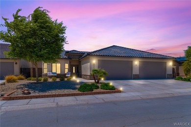 Welcome to this beautifully maintained 3-bedroom, 2-bath POOL on Desert Lakes Golf Course in Arizona - for sale on GolfHomes.com, golf home, golf lot