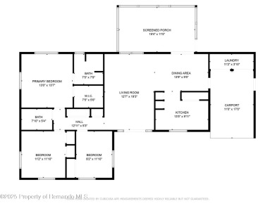 Welcome to this beautifully maintained 3-bedroom, 2-bath home on Oak Hills Country Club in Florida - for sale on GolfHomes.com, golf home, golf lot