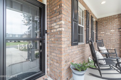 $10,000 SELLER CREDIT TO USES AS YOU CHOOSE. New carpet, fresh on Magnolia Greens Golf Plantation in North Carolina - for sale on GolfHomes.com, golf home, golf lot