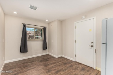 Stunning 2-bed, 3-bath, and a den/hobby room, Safford model with on Trail Ridge Golf Course in Arizona - for sale on GolfHomes.com, golf home, golf lot