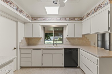 Don't miss seeing this mint condition home! Great Location! on Sun City Country Club in Arizona - for sale on GolfHomes.com, golf home, golf lot