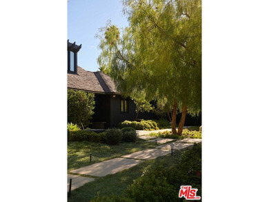 Renovated by renowned architecture firm Rios Clementi Hale, this on Wilshire Country Club in California - for sale on GolfHomes.com, golf home, golf lot