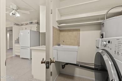 Don't miss seeing this mint condition home! Great Location! on Sun City Country Club in Arizona - for sale on GolfHomes.com, golf home, golf lot