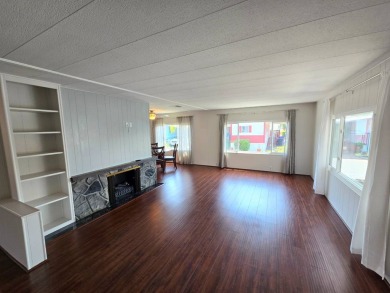 This beautiful home's interior has recently been professionally on Willowbrook Golf Course in California - for sale on GolfHomes.com, golf home, golf lot