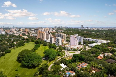 This stunning penthouse spans 3,501 sqft of luxurious indoor on  in Florida - for sale on GolfHomes.com, golf home, golf lot