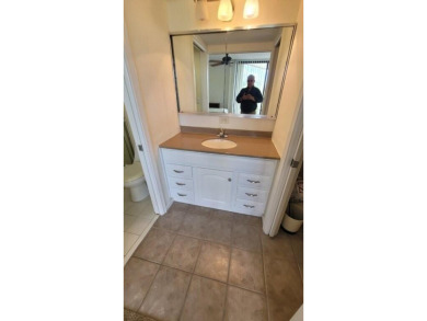 Discover this renovated 2-bedroom, 2-bathroom condo that on  in Florida - for sale on GolfHomes.com, golf home, golf lot