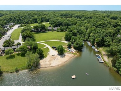 This phenomenal 2 level Innsbrook Condominium will be you all on Innsbrook Resort Golf Course in Missouri - for sale on GolfHomes.com, golf home, golf lot