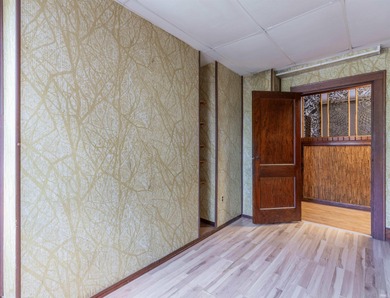 Welcome to 1417 Mesker Park Drive! Ideally located across from on Helfrich Hills Golf Course in Indiana - for sale on GolfHomes.com, golf home, golf lot