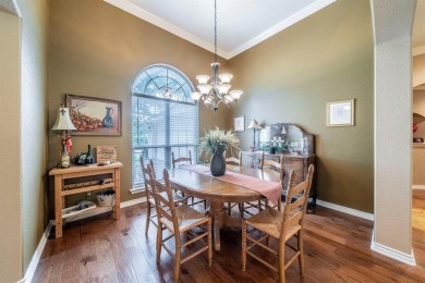 Amazing 3 bedroom, 2 bath, 3 car garage with 1900 square feet on Pecan Plantation Country Club in Texas - for sale on GolfHomes.com, golf home, golf lot