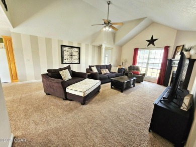 Charming 3-Bedroom, 2-Bath in Desirable Cedar Ridge - Carl on Twin Hills Golf and Country Club in Missouri - for sale on GolfHomes.com, golf home, golf lot