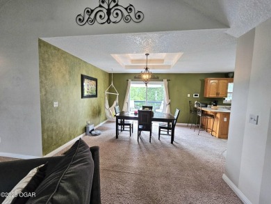 Charming 3-Bedroom, 2-Bath in Desirable Cedar Ridge - Carl on Twin Hills Golf and Country Club in Missouri - for sale on GolfHomes.com, golf home, golf lot