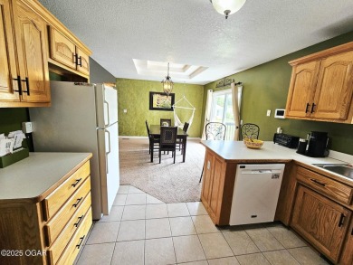 Charming 3-Bedroom, 2-Bath in Desirable Cedar Ridge - Carl on Twin Hills Golf and Country Club in Missouri - for sale on GolfHomes.com, golf home, golf lot