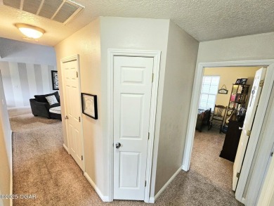 Charming 3-Bedroom, 2-Bath in Desirable Cedar Ridge - Carl on Twin Hills Golf and Country Club in Missouri - for sale on GolfHomes.com, golf home, golf lot