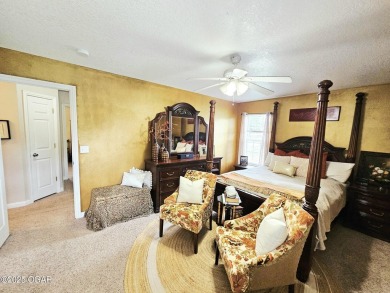 Charming 3-Bedroom, 2-Bath in Desirable Cedar Ridge - Carl on Twin Hills Golf and Country Club in Missouri - for sale on GolfHomes.com, golf home, golf lot