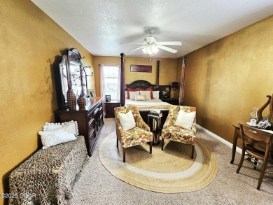 Charming 3-Bedroom, 2-Bath in Desirable Cedar Ridge - Carl on Twin Hills Golf and Country Club in Missouri - for sale on GolfHomes.com, golf home, golf lot