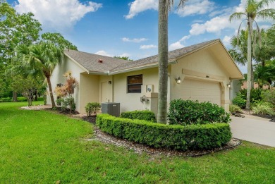 FANTASTIC APPROACH TO DETACHED HOME ON OVERSIZED LOT! Fabulous on Boca Delray Golf and Country Club in Florida - for sale on GolfHomes.com, golf home, golf lot