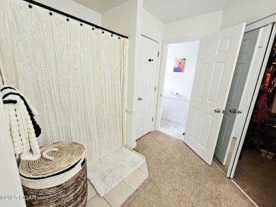 Charming 3-Bedroom, 2-Bath in Desirable Cedar Ridge - Carl on Twin Hills Golf and Country Club in Missouri - for sale on GolfHomes.com, golf home, golf lot