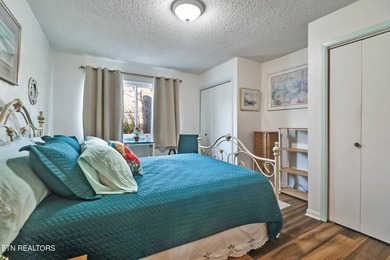 Welcome to this lovely maintained 3-bedroom, 2-bath on Druid Hills Golf Club in Tennessee - for sale on GolfHomes.com, golf home, golf lot