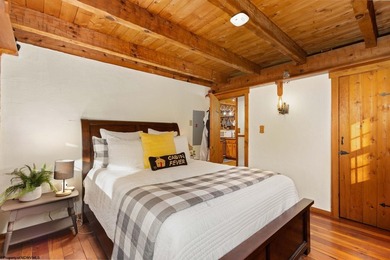 Welcome to Bear's Den, a beautiful Hearthstone LOG CABIN located on Alpine Lake Resort in West Virginia - for sale on GolfHomes.com, golf home, golf lot